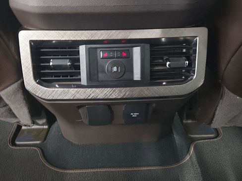 Used 2024 Ford F250 King Ranch w/ FX4 Off-Road Package image 27