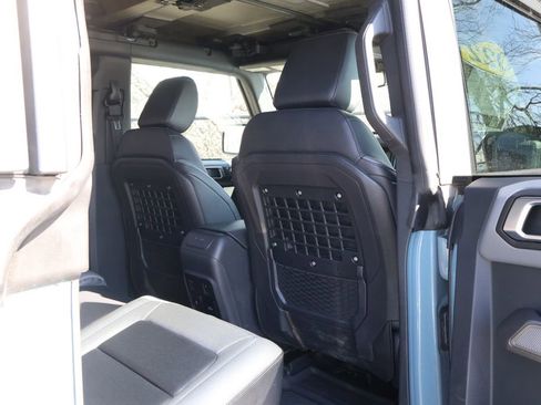 Used 2022 Ford Bronco Black Diamond image 46