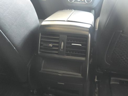 Used 2018 Mercedes-Benz GLE 550e 4MATIC image 27