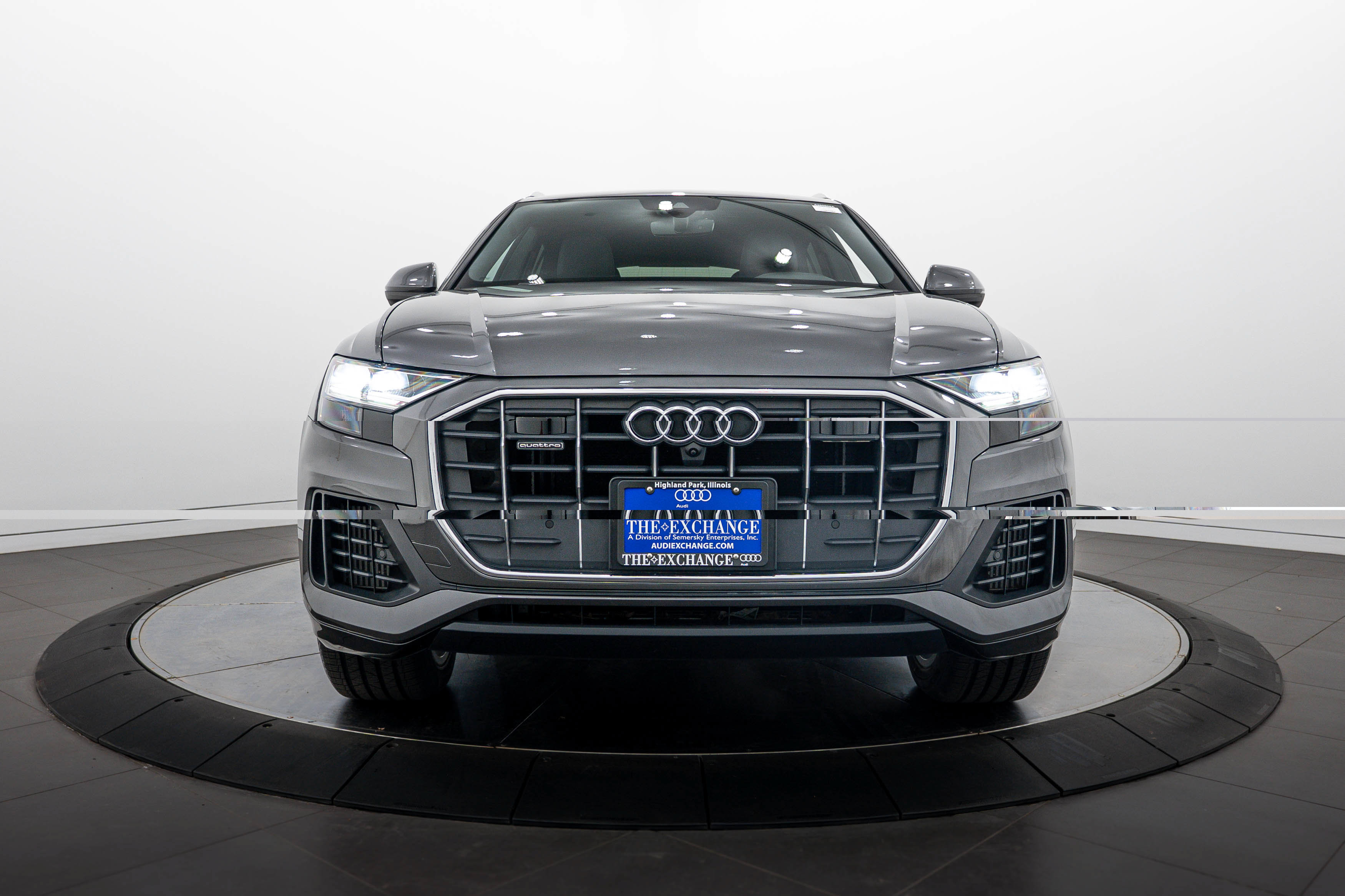 Used 2020 Audi Q8 Premium Plus AWD/4WD image 24