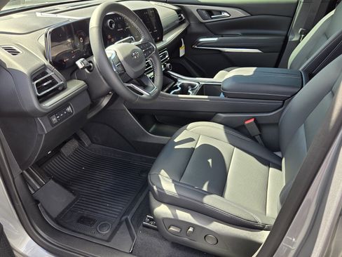 New 2027 Chevrolet Traverse LT w/ Midnight/Sport Edition AWD/4WD image 5