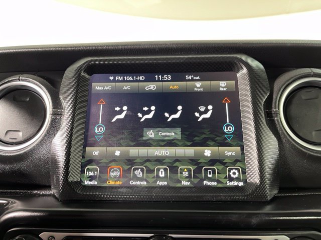 Used 2022 Jeep Wrangler Unlimited Sahara w/ Cold Weather Group AWD/4WD image 29