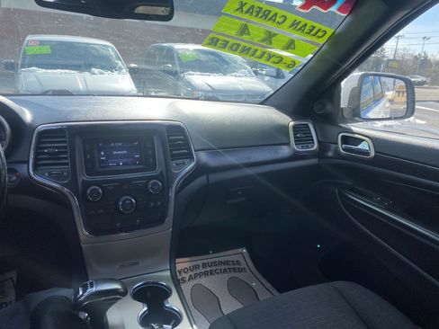 Used 2014 Jeep Grand Cherokee Laredo image 11
