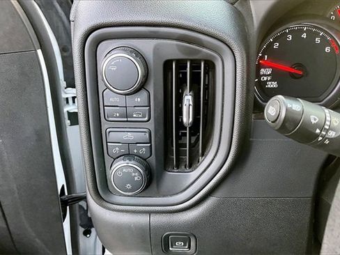 Used 2024 Chevrolet Silverado 1500 W/T w/ Trailering Package image 16