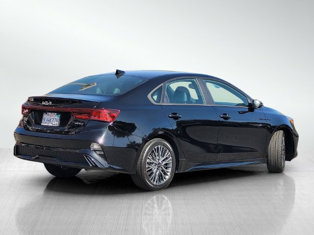 Used 2023 Kia Forte GT-Line w/ GT-Line Premium Package FWD image 4