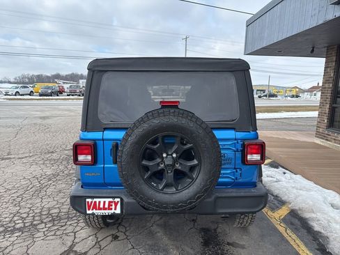 Used 2021 Jeep Wrangler Unlimited Willys image 6