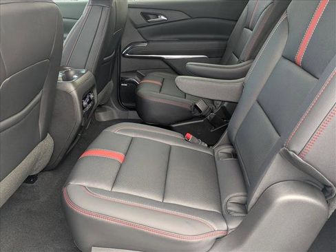 New 2026 Chevrolet Traverse RS image 14