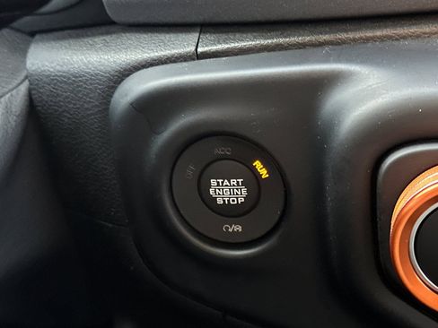 Used 2021 Jeep Gladiator Mojave image 22