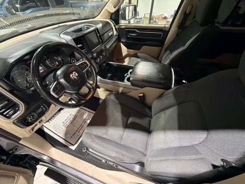 Used 2019 RAM 1500 Big Horn RWD image 17
