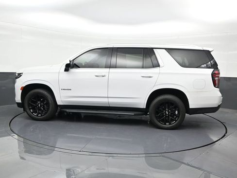 Used 2022 Chevrolet Tahoe LS RWD image 2