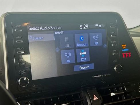 Used 2021 Toyota C-HR Limited image 18