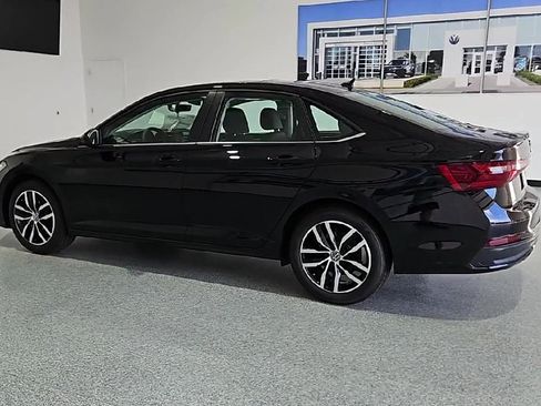 New 2026 Volkswagen Jetta SE FWD image 7