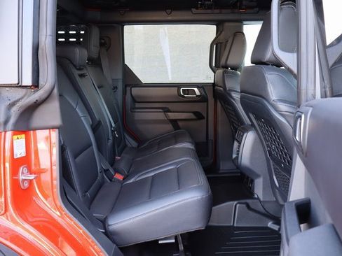New 2025 Ford Bronco Badlands image 11