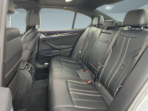 Used 2018 BMW 530i xDrive AWD/4WD image 27