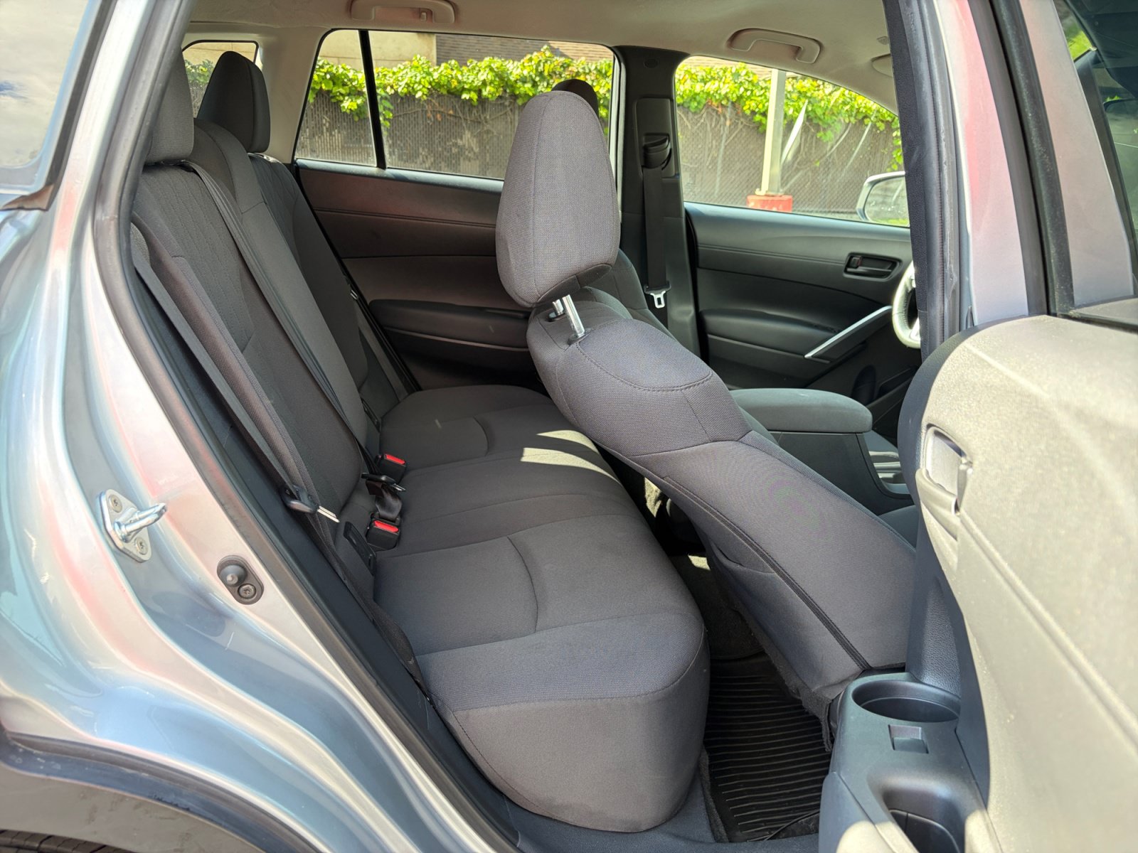 Used 2022 Toyota Corolla Cross LE AWD/4WD image 26