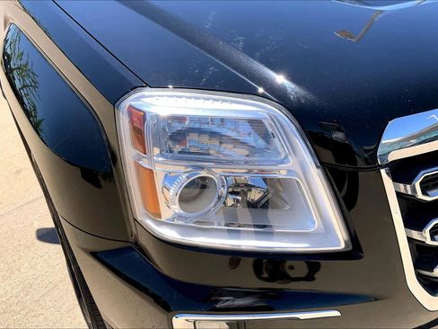 Used 2017 GMC Terrain SLT w/ Driver Alert Package I FWD image 26