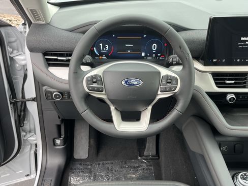 New 2026 Ford Explorer Active AWD/4WD image 10