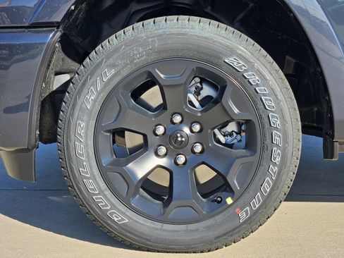 New 2026 RAM 1500 Lone Star AWD/4WD image 13
