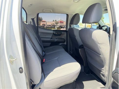 Used 2021 Toyota Tacoma SR AWD/4WD image 13