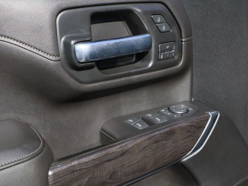 Used 2020 Chevrolet Silverado 2500 LTZ w/ Technology Package image 20