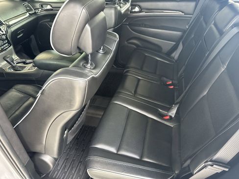Used 2019 Jeep Grand Cherokee Overland image 28