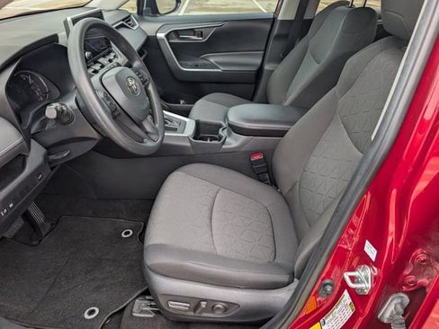 Used 2023 Toyota RAV4 XLE w/ Convenience Package FWD image 8