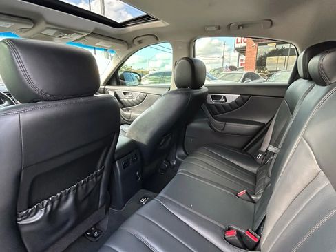 Used 2012 INFINITI FX35 2WD w/ Premium Pkg image 12