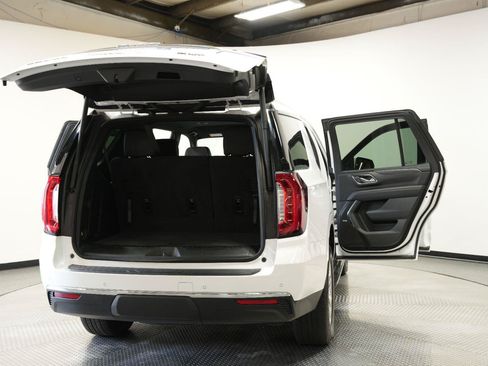 Certified 2024 GMC Yukon SLT AWD/4WD image 14