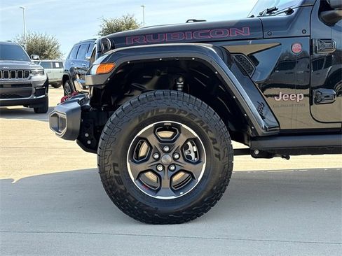 Used 2022 Jeep Gladiator Rubicon w/ Cold Weather Group image 5