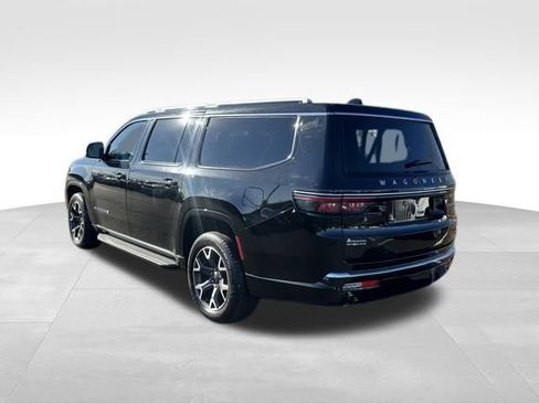 Used 2024 Jeep Wagoneer L Series III w/ Flexible Seating Group image 5
