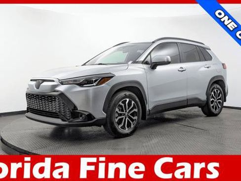 Used 2023 Toyota Corolla Cross AWD Hybrid image 1