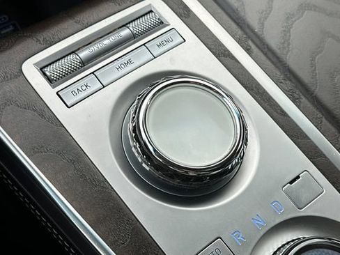 Used 2024 Genesis GV80 3.5T image 32