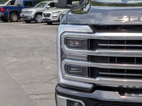 Used 2026 Ford F250 Platinum w/ Platinum Plus Package AWD/4WD image 10