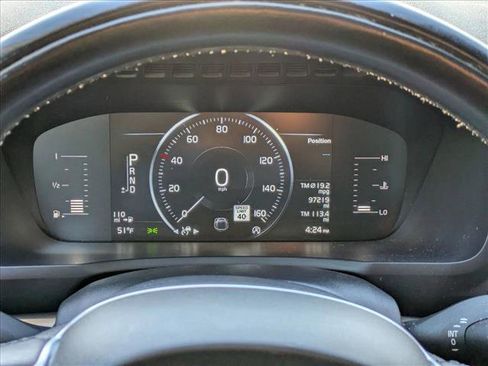 Used 2018 Volvo XC90 T5 Momentum w/ Convenience Package image 12