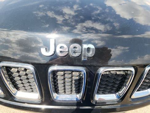 Certified 2018 Jeep Compass Limited w/ Navigation Group AWD/4WD image 24