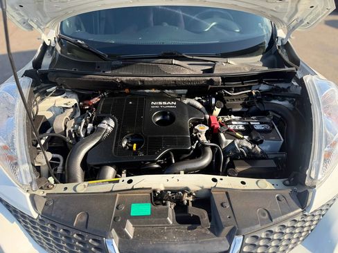 Used 2014 Nissan Juke SV w/ Navigation Package image 11