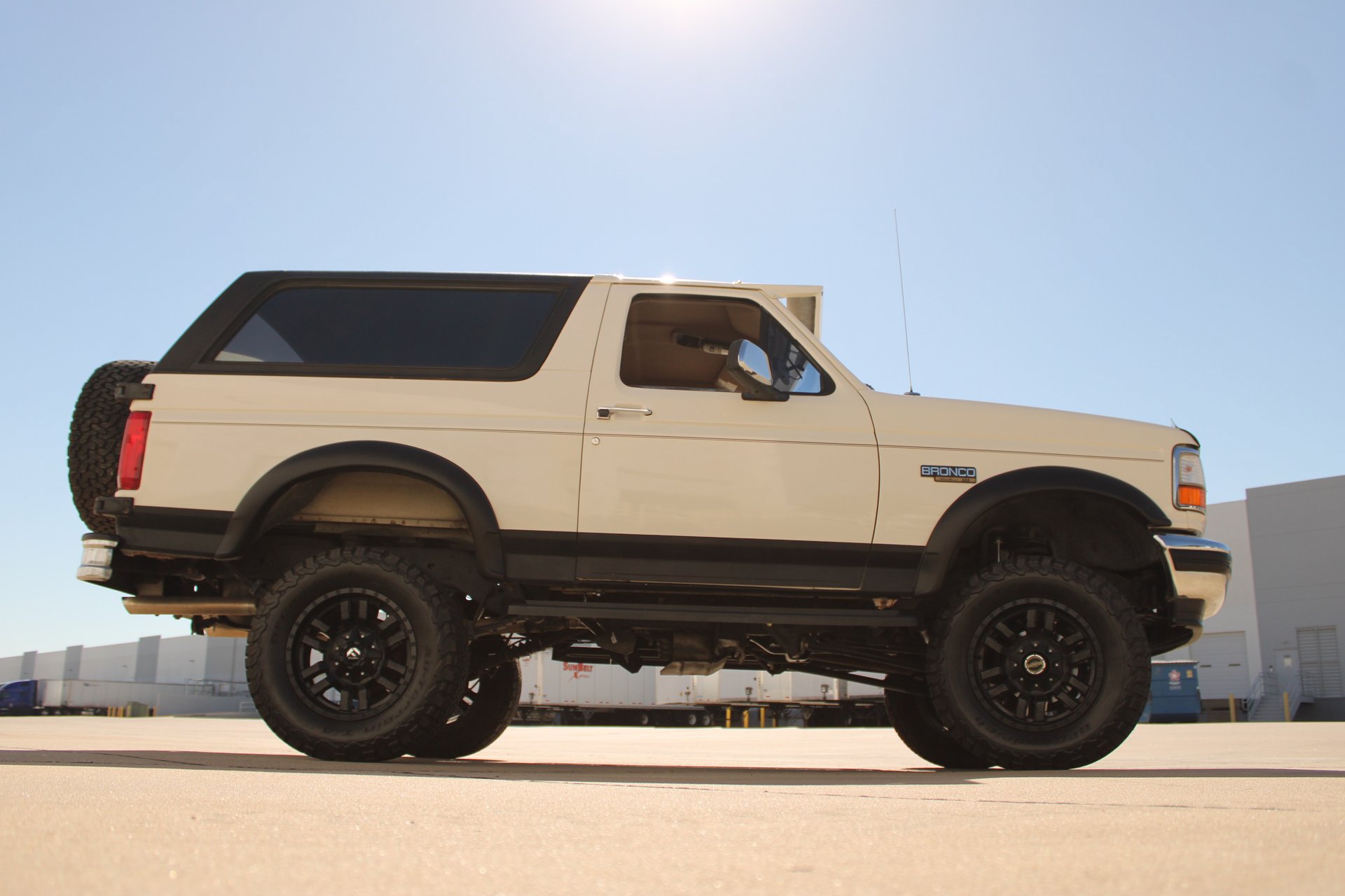 Used 1995 Ford Bronco Eddie Bauer AWD/4WD image 19