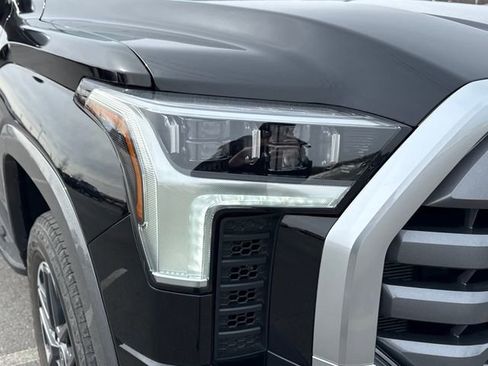 Used 2024 Toyota Tundra Limited image 12