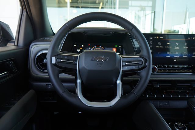 New 2026 Chevrolet Colorado ZR2 w/ Technology Package AWD/4WD image 24