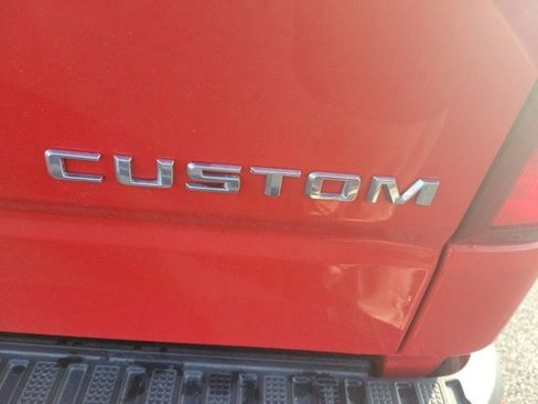 Used 2021 Chevrolet Silverado 1500 Custom image 6