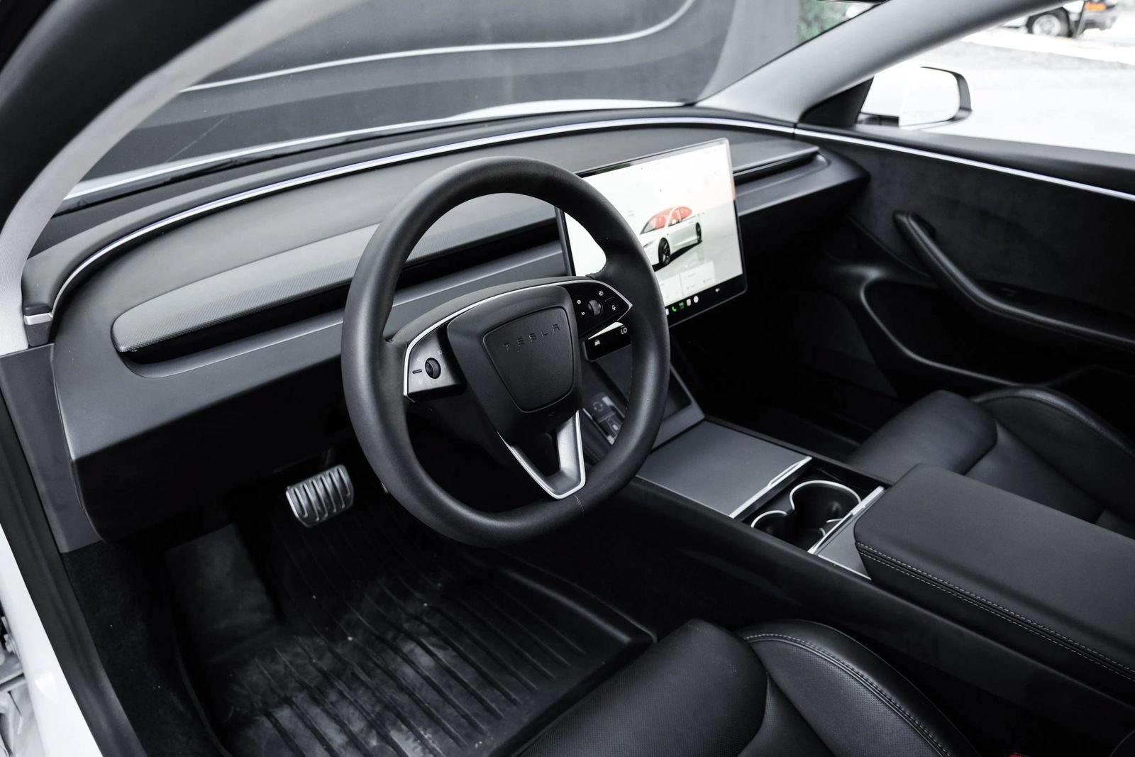 Used 2024 Tesla Model 3 Performance AWD/4WD image 2