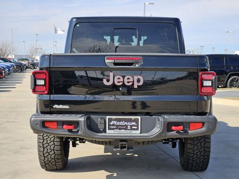 New 2026 Jeep Gladiator Rubicon image 8
