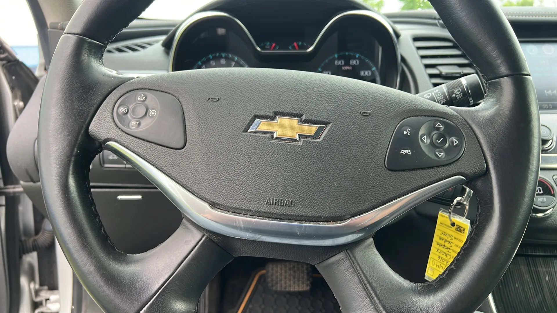 Used 2016 Chevrolet Impala LT w/ Convenience Package FWD image 26
