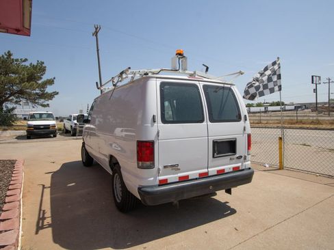 Used 2014 Ford E-150 and Econoline 150 w/ Power Group RWD image 7