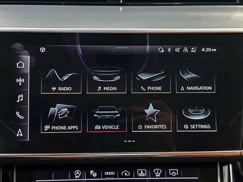 Used 2023 Audi S8 w/ S8 Comfort Plus Package AWD/4WD image 29