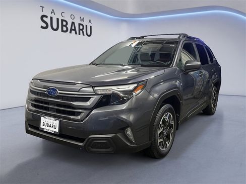 Certified 2025 Subaru Forester Premium image 1