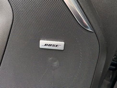 Used 2024 GMC Yukon XL Denali image 28