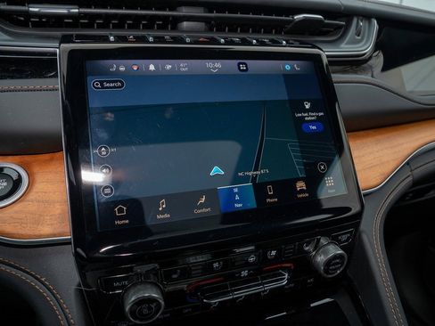 Used 2022 Jeep Grand Cherokee Summit image 16