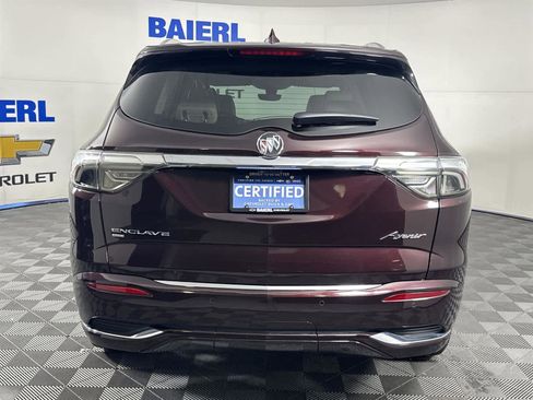 Used 2022 Buick Enclave Avenir w/ Avenir Technology Package image 4