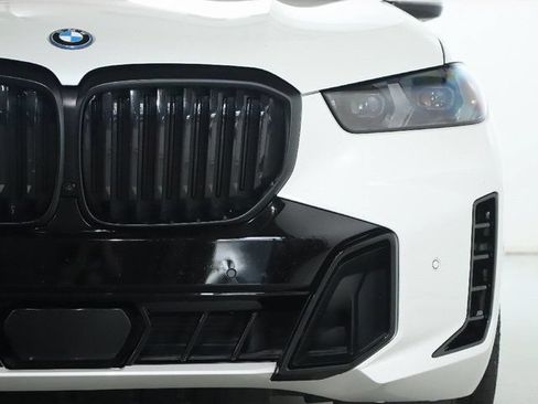 Used 2024 BMW X5 xDrive50e w/ Executive Package AWD/4WD image 8